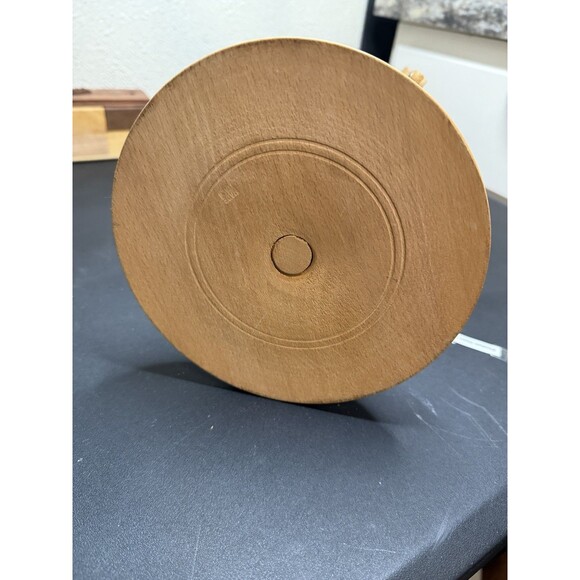 Wooden Tabletop Yarn Winder, Four-side Accordion-style Arms & Removable Top - Picture 10 of 11